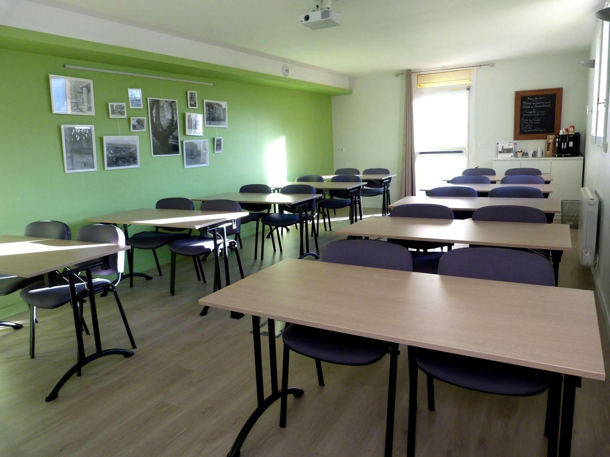 Logis Hotel- Restaurant Le Rialto 2*
