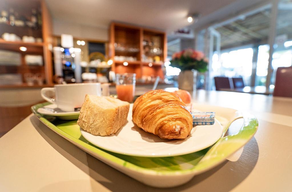 Logis Hotel- Restaurant Le Rialto Hotel 2*